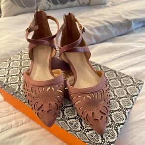 Isola Carina Mulberry Size 9.5. New